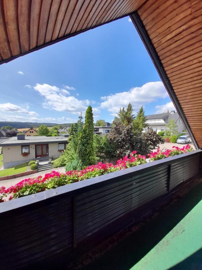Ferienwohnung Mit Loggia Warstein Dış mekan fotoğraf